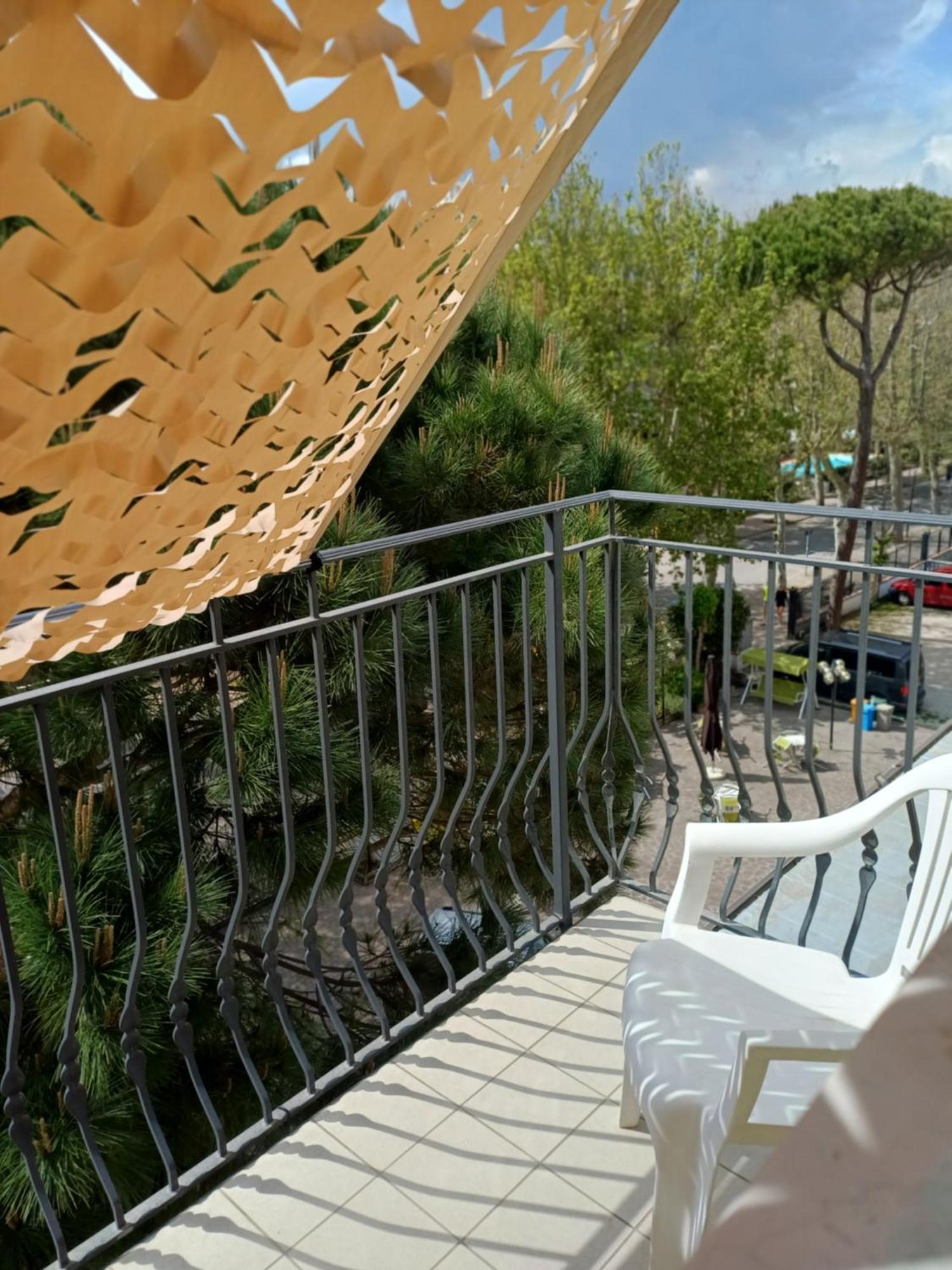 Hotel Explorer Cervia Exterior photo